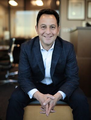 بيتر ملوك.jpg