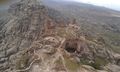 Top of the mountain showing half side of the fortification (العربية: حِصْن ٱلْغُرَاب‎)
