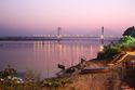 On the banks of New Yamuna bridge, Allahabad.jpg