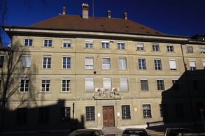 State Chancellery Jan 2011.jpg