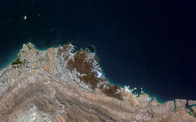 ملف:Muscat, Oman (satellite view).jpg