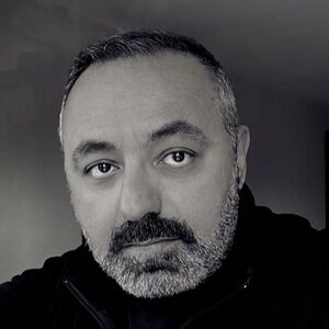 محمد نعيم كاتب اجتماعي مصري.jpg