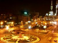 مدينة المنصورة ليلاً 2014.jpg