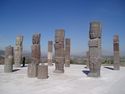 Atlantes de Tula.jpg