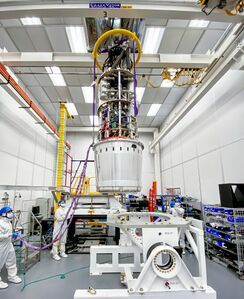 يتم تبريد كاميرا LSST إلى درجات حرارة تحت الصفر باستخدام نظامين التبريد. [131]