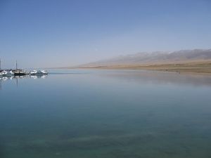 Qinghai Lake May 2006.jpg