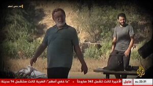جمال الزبدة ونجله اسامة خلال اختبار الصواريخ