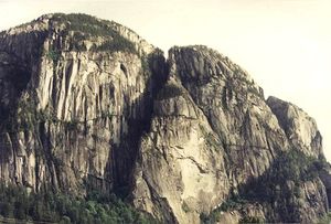 Stawamus sharp.jpg