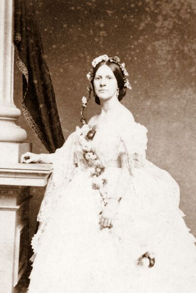 ملف:Virginia Clay-Clopton CDV, c1860s.jpg