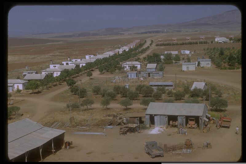 ملف:Moshav Moledet1950.jpg