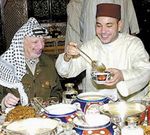 عرفات والملك محمد السادس من المغرب.