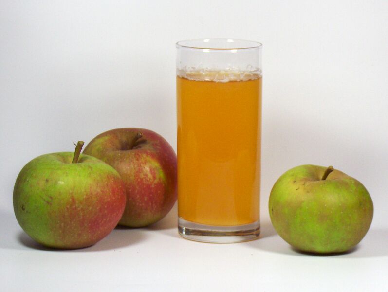 ملف:Apfelsaft.jpg