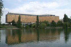 عاصمة الإقليم building of the Val-de-Marne department, in Créteil