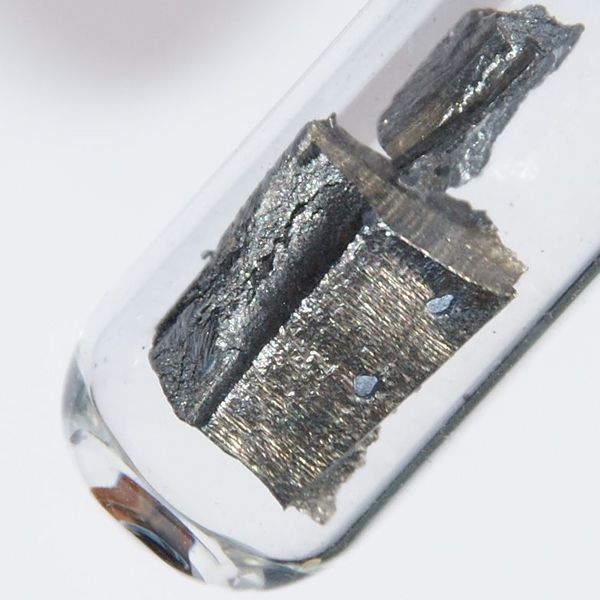 ملف:Neodymium2.jpg