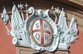 Lo stemma cittadino condivide con Roma l'acronimo SPQR