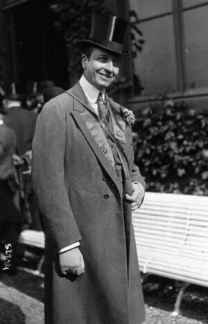 Mr Maurice de Rotschild, propriétaire de "Sardanapale" - (photographie de presse) - Agence Meurisse.jpg