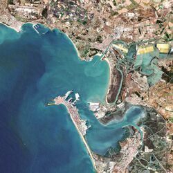 (Bahía de Cádiz) Seville, Spain (49104522676) (cropped).jpg