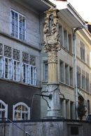 Fountain Samaritaine Jan 2011.jpg