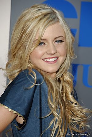 LorraineNich Granitz 9031615.jpg