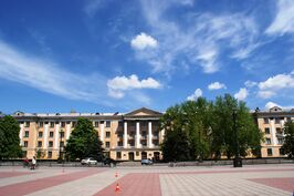 Гірничий технікум.jpg