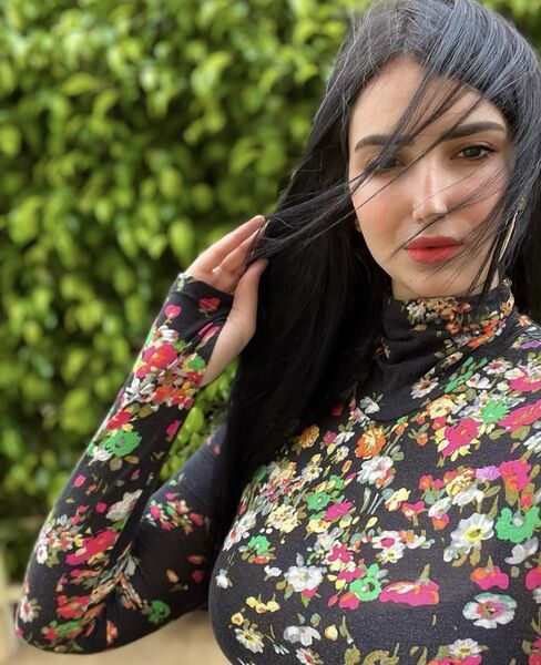 ملف:Fatin hamama.jpg