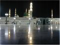 ساحة المسجد النبوي ليلاً