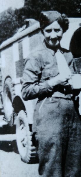 ملف:Suzanne MASSU née TORRES.jpg