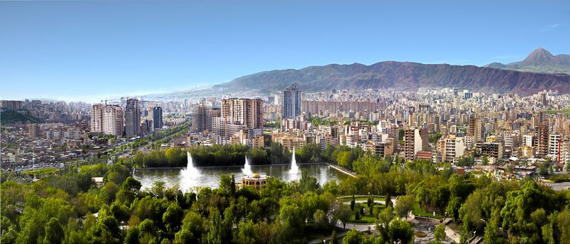 ملف:Panorama of Tabriz.jpg