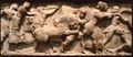 Frieze of the Siphnian Treasury, Delphi, depicting a Gigantomachy، ح. 525 ق.م.، متحف دلفي الأثري.