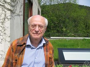 Jean-Pierre Serre.jpg