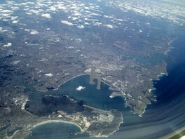 Sydney from Botany Bay looking north (aerial).jpg