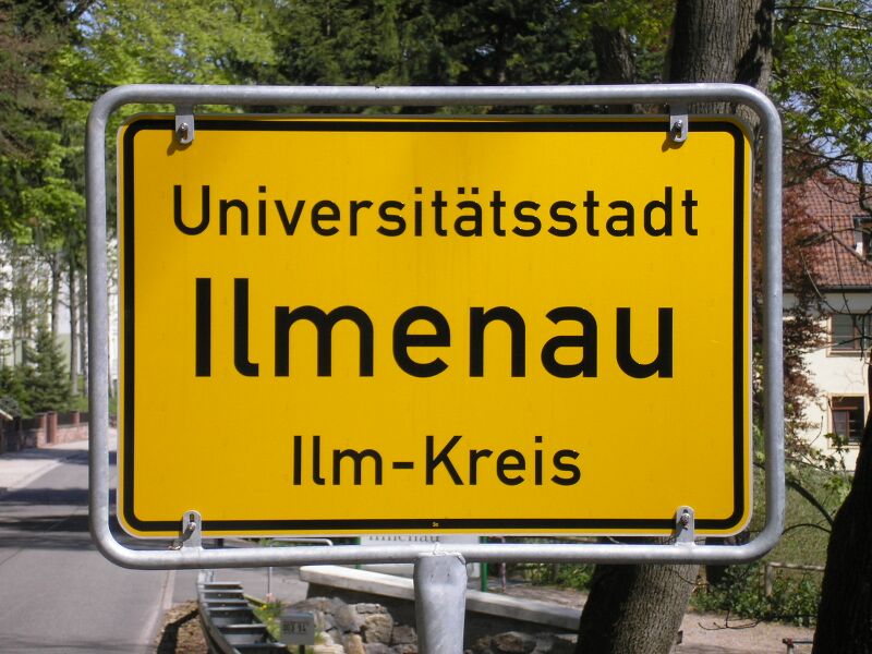 ملف:Ortseingangsschild Ilmenau.jpg