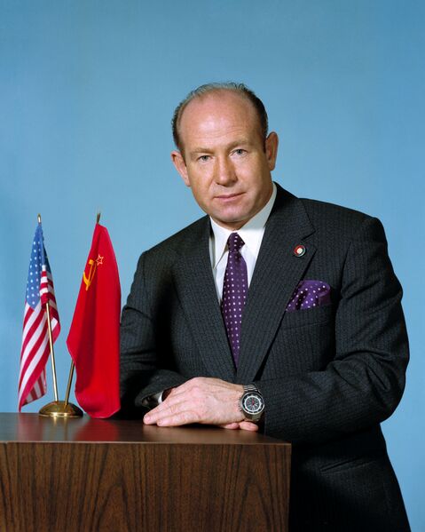 ملف:Alexei Leonov.jpg
