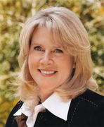 Tipper Gore (1993–2001) Born (1948-08-19)أغسطس 19, 1948 (age 77 years, 126 days)