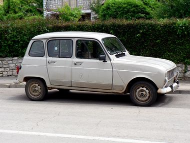 Renault-4-pula-P1050516.JPG